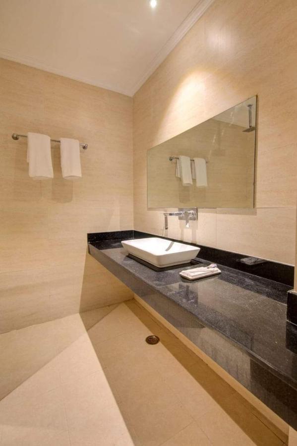Hotel Salt And Rove New Delhi Aiport Exterior photo