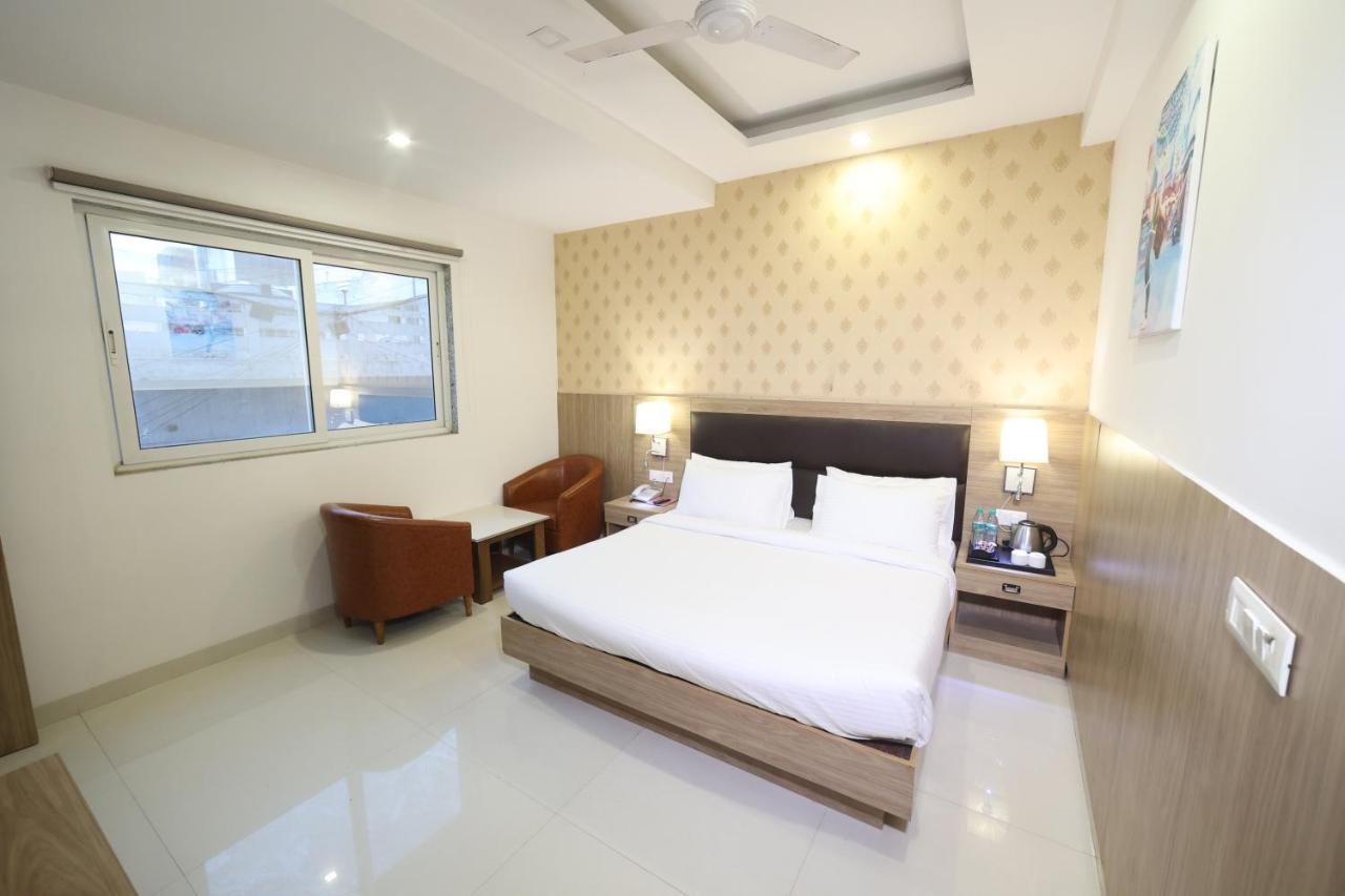 Hotel Salt And Rove New Delhi Aiport Exterior photo