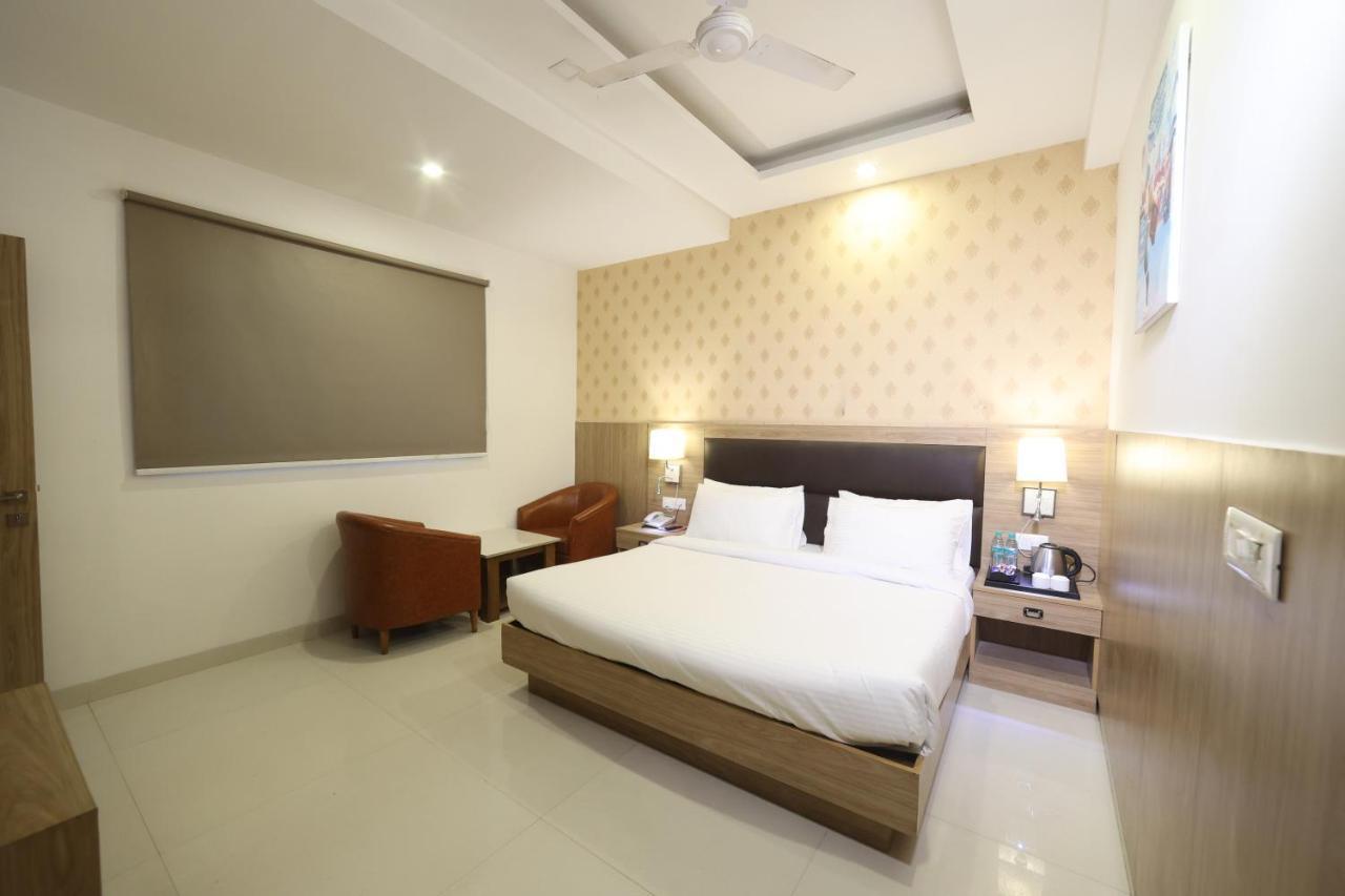 Hotel Salt And Rove New Delhi Aiport Exterior photo