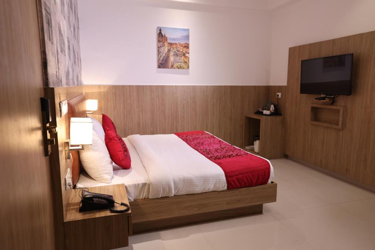 Hotel Salt And Rove New Delhi Aiport Exterior photo